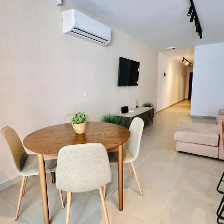 Appartamento Opulent 2 Bedroom Short Walk From The Waterfront *